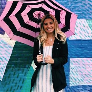 Meet your Posher, Naomi